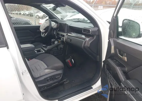 2025 Toyota Tacoma Hybrid Trd Sport 4Wd from USA, damaged, VIN 3TYLC5LN8ST023328